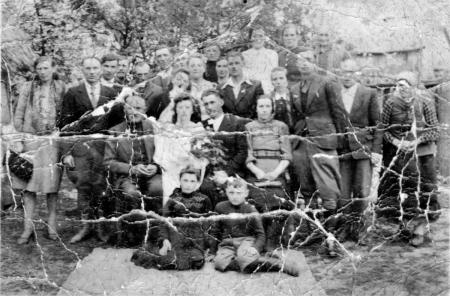 zdjecie ze slubu Natalii Matyja i Stanislawa Jeziaka, Sadowiec Wrzosy 1947.