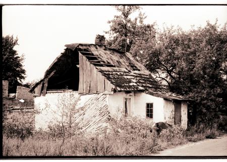 Chatka pod strzecha na koncu Sadowca Wrzosy- rok 1992.